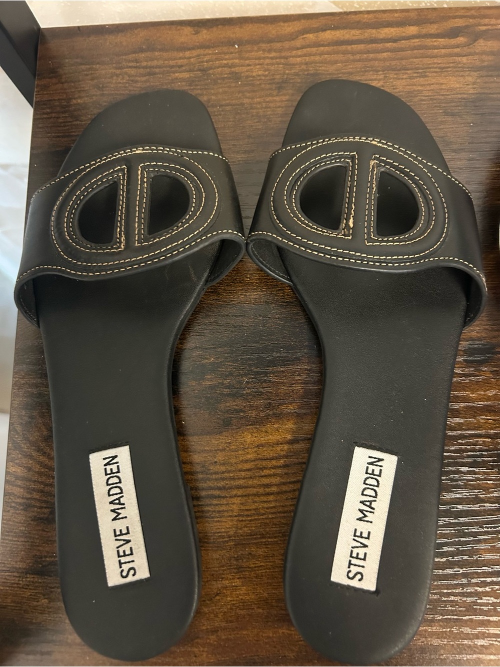 Steve Madden Black Slide Sandals with Contrast Stitching